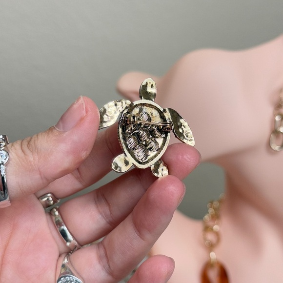 ⚜️💎 Turtle Elegant Blue Crystal Turtle Brooch 🐢 ❤️‍🔥💫